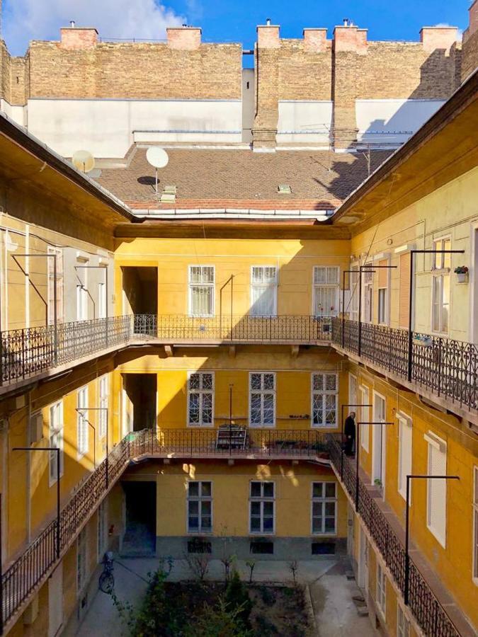 Cosy And Central Apartment With 4 Bedrooms And A/C Budapeste Exterior foto